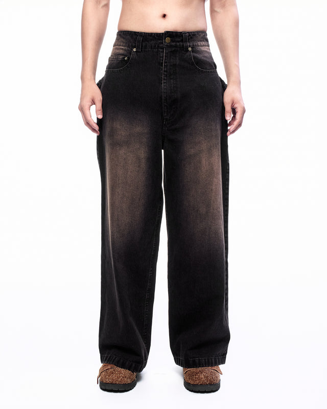 AW24 BACK POCKET JEANS (-40%)
