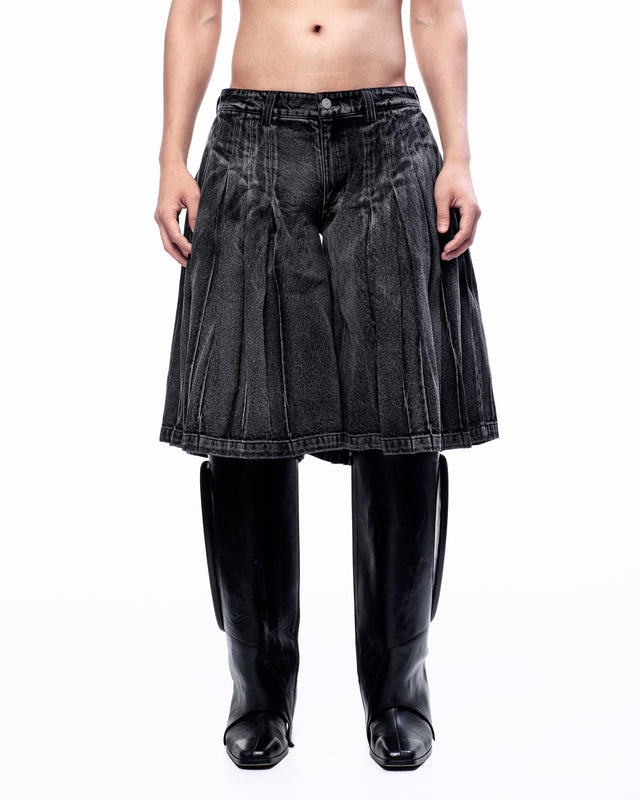 SS25 PLEATED BERMUDA SHORTS (-40%)