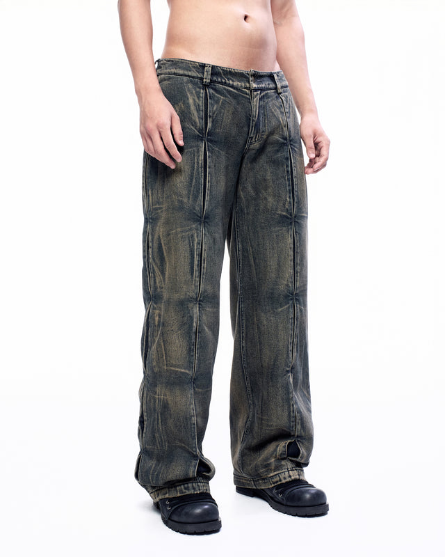 AW25 VERTICAL PLEATS JEANS (-30%)