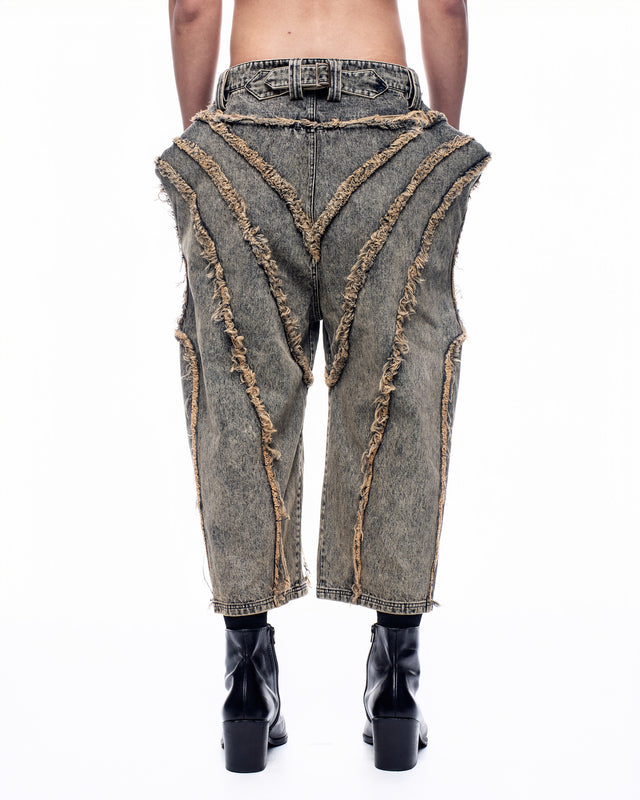 SS26 RAW EDGE BLACKHOLE BERMUDA PANTS (-40%)